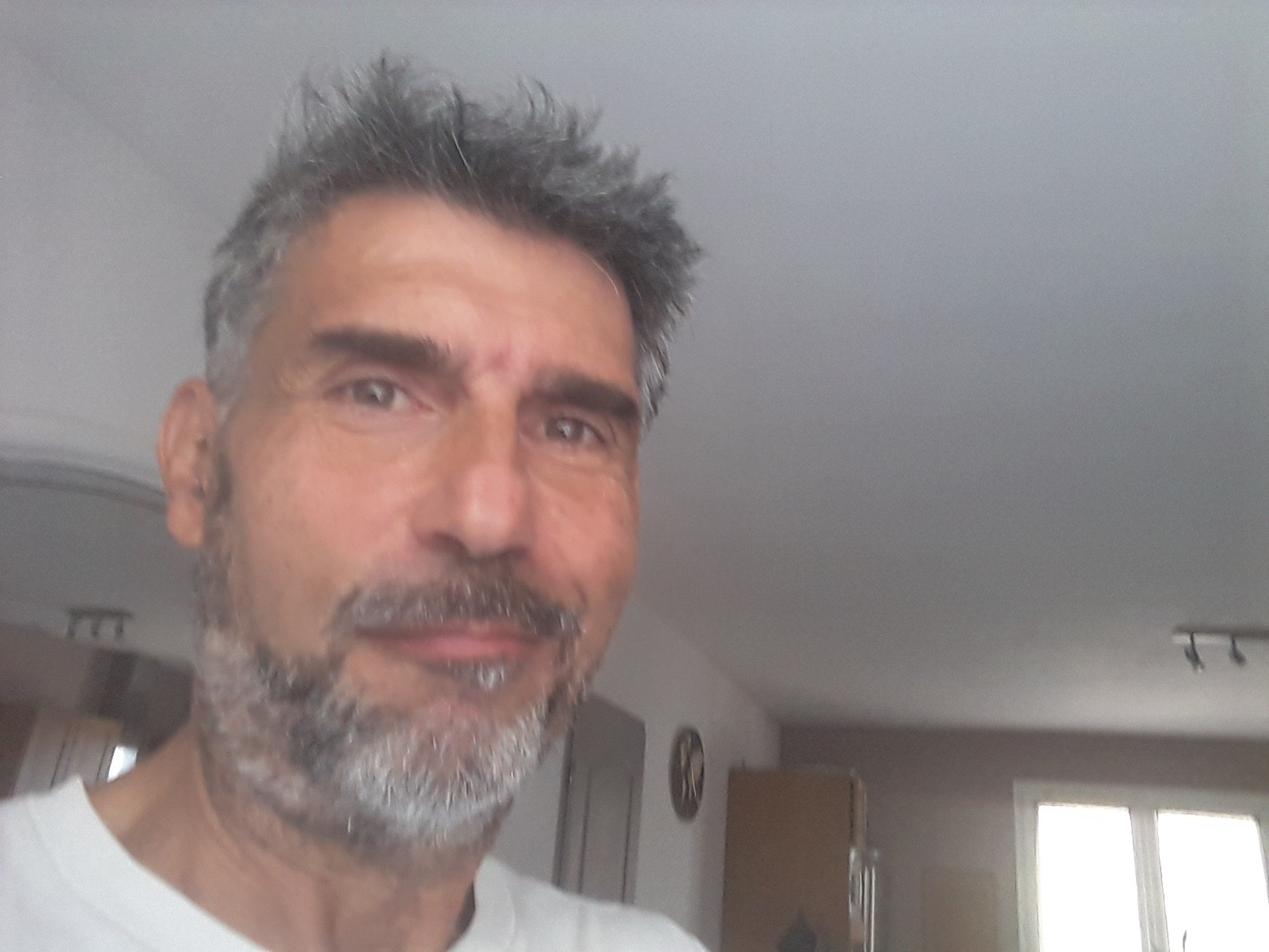 Jaron, 45 ans, Auribeau